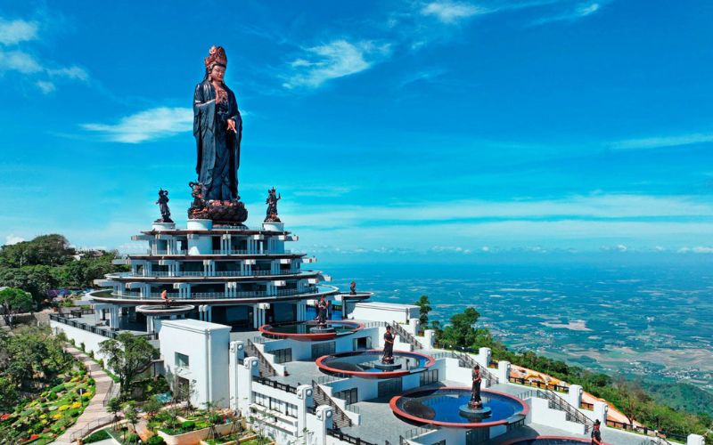 Tây Ninh - Vùng đất tuyệt đẹp thu hút khách du lịch trong và ngoài nước